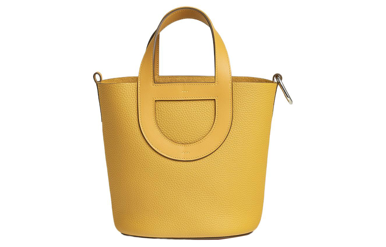 HERMES Сумка-ведро из телячьей кожи с бычьей замшей и свиным носом 
HERMES Сумка-ведро из телячьей кожи с бычьей замшей и свиным носом