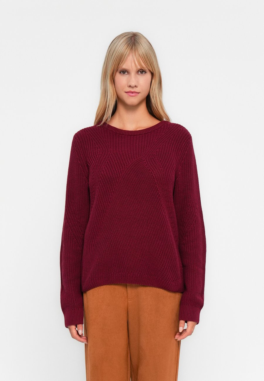 Джемпер VILA VICHING O NECK STRUCTURED, Cabernet/Bordeaux
Джемпер VILA VICHING O NECK STRUCTURED, Cabernet/Bordeaux