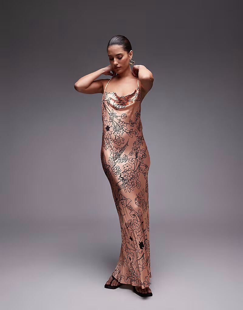 Платье-комбинация макси Topshop с капюшоном и черным цветочным узором
Платье-комбинация макси Topshop с капюшоном и черным цветочным узором