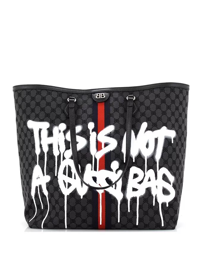 Большая сумка x Gucci The Hacker Project Tote Graffiti BB Canvas Pre-Owned Balenciaga, черный
Большая сумка x Gucci The Hacker Project Tote Graffiti BB Canvas Pre-Owned Balenciaga, черный