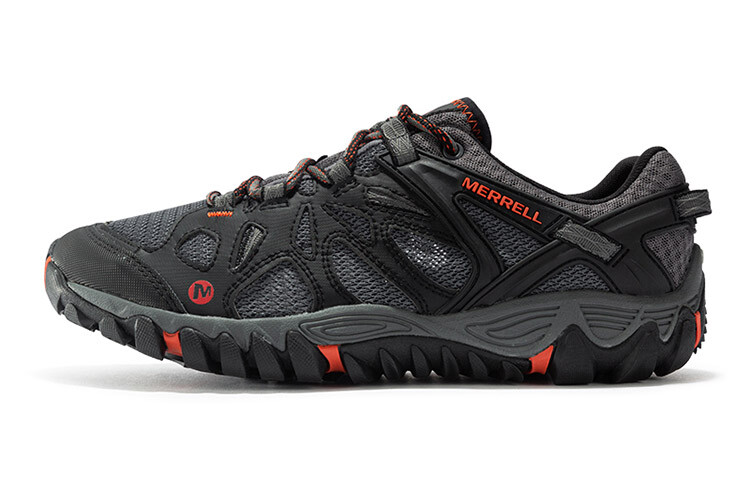 Кроссовки мужские низкие черные/красные Merrell
Кроссовки мужские низкие черные/красные Merrell