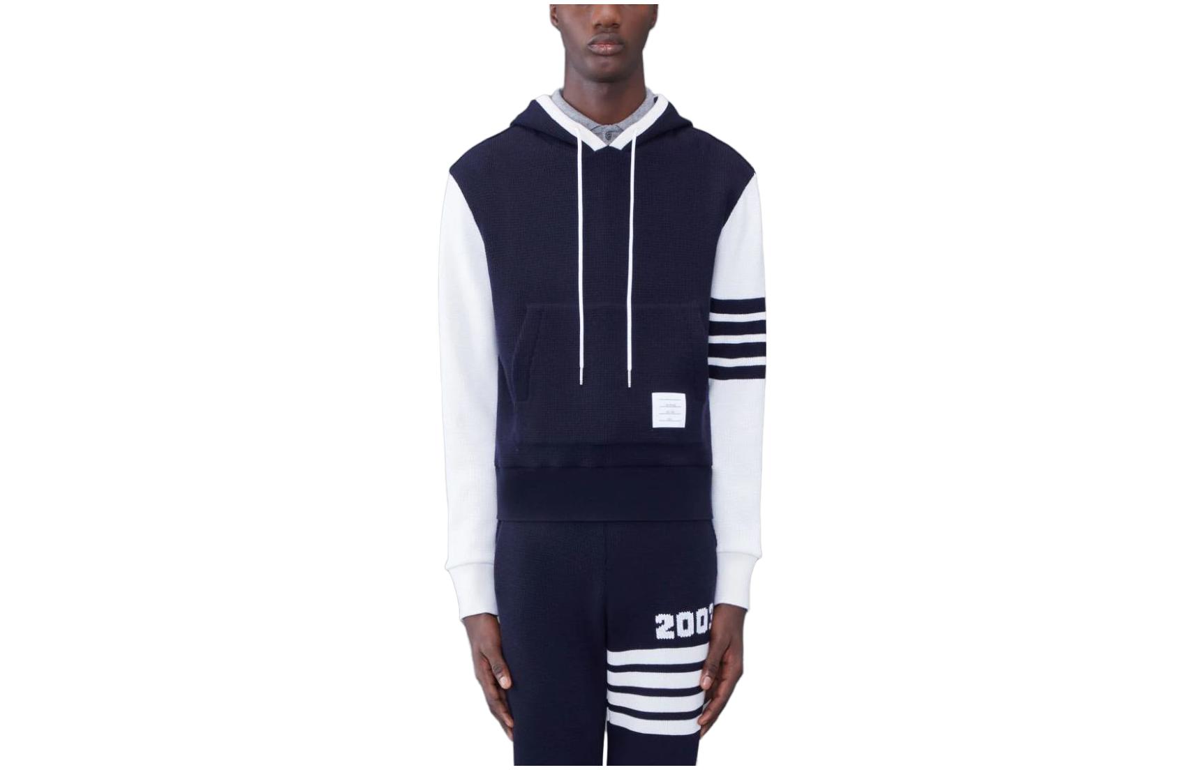 THOM BROWNE Свитшот мужской черный
THOM BROWNE Свитшот мужской черный