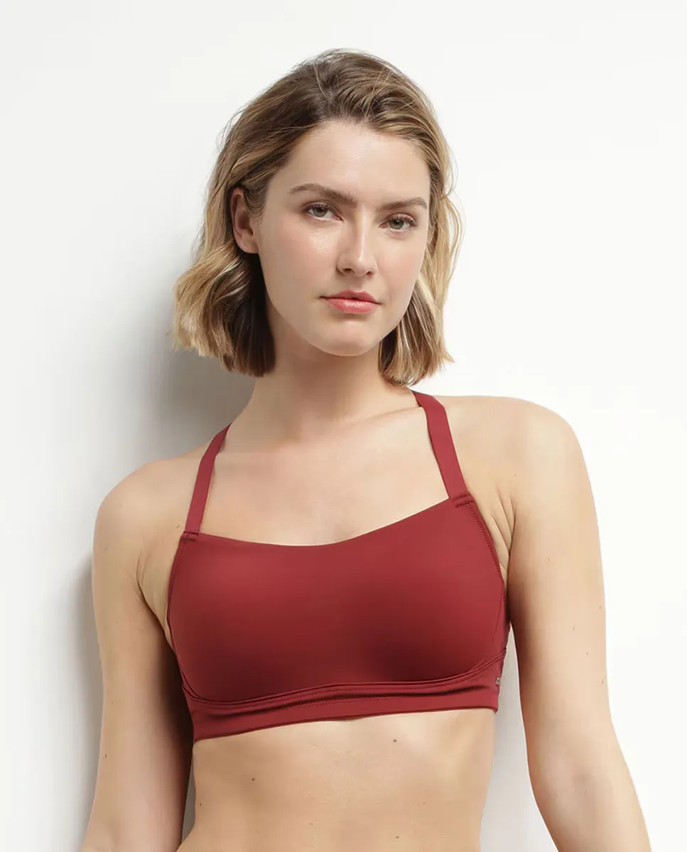 Спортивный бюстгальтер с формованными чашками Dim, бордовый
Спортивный бюстгальтер с формованными чашками Dim, бордовый