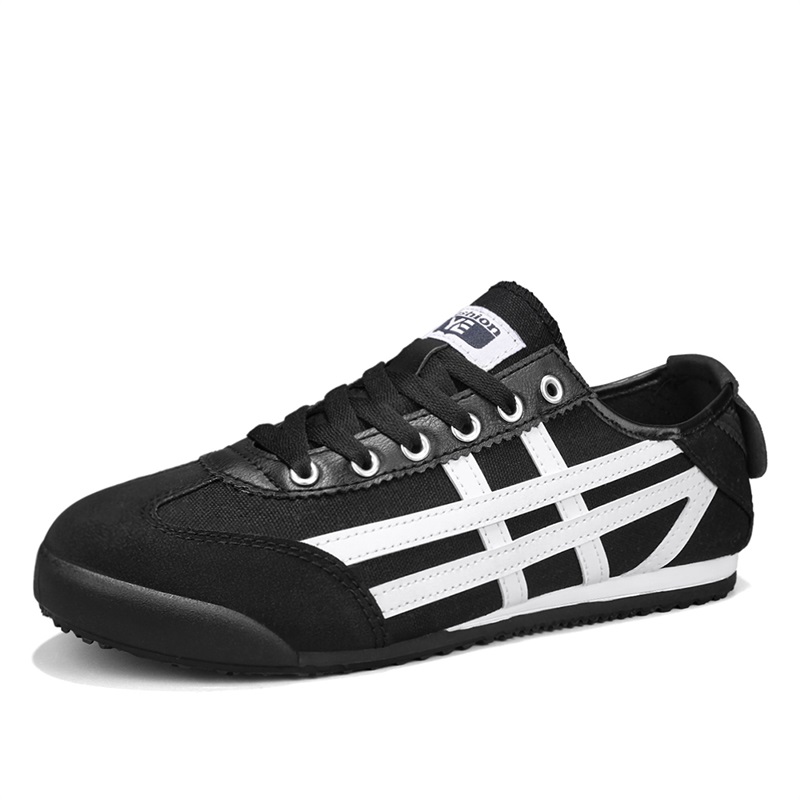 Легкие низкие повседневные туфли для мужчин CALIFBULL, Black
Легкие низкие повседневные туфли для мужчин CALIFBULL, Black