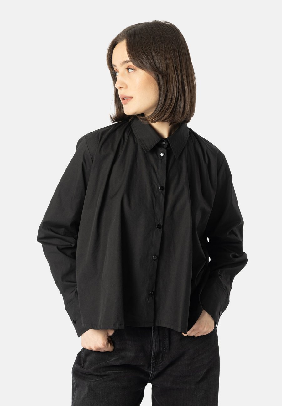 Блуза Elias Rumelis Button-down blouse, Black
Блуза Elias Rumelis Button-down blouse, Black