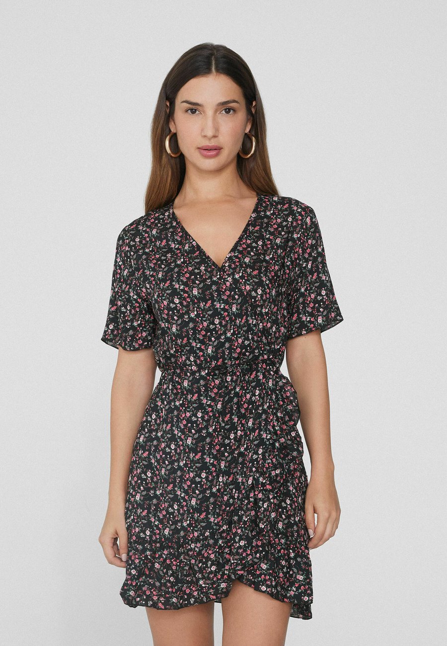 Платье Tezenis Day dress, Black/Anthracite
Платье Tezenis Day dress, Black/Anthracite
