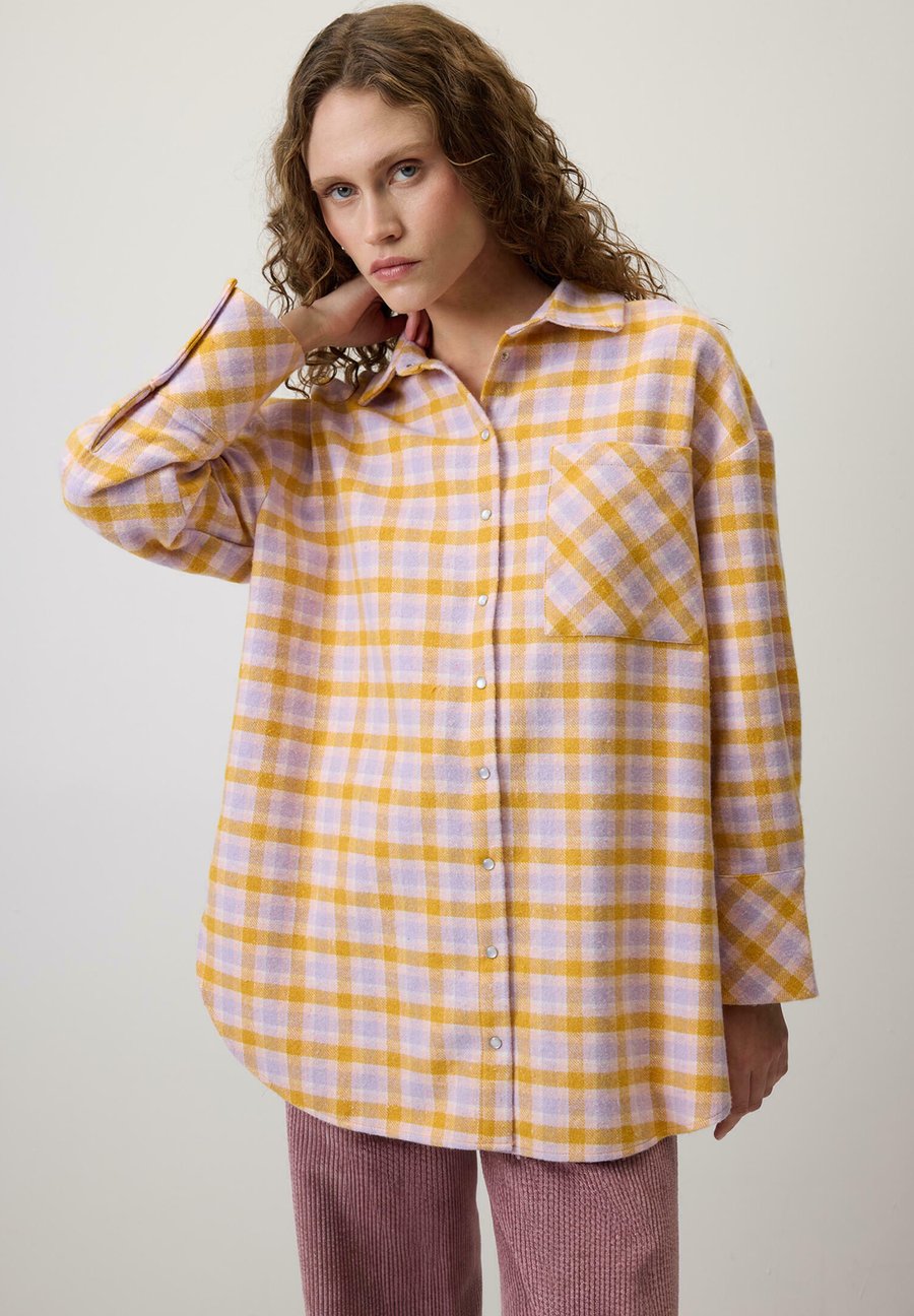 Блуза Touché Privé OVERSIZED LUMBERJACK PLAID , Purple/Lilac
Блуза Touché Privé OVERSIZED LUMBERJACK PLAID , Purple/Lilac