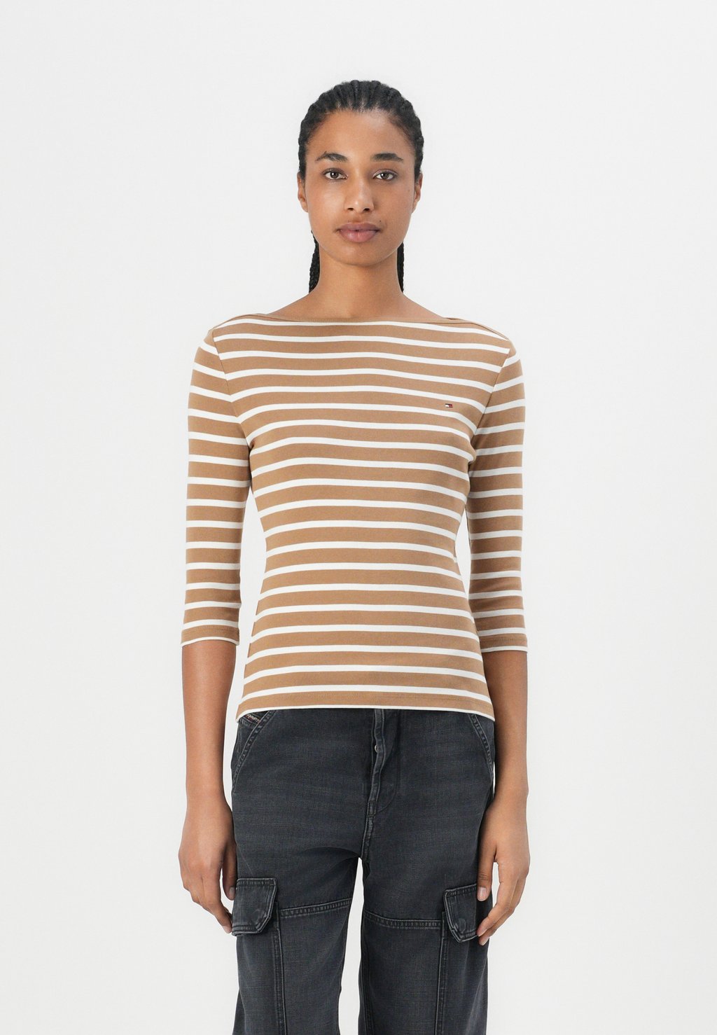 Топ с длинными рукавами NEW CODY SLIM BOAT Tommy Hilfiger, бежевый
Топ с длинными рукавами NEW CODY SLIM BOAT Tommy Hilfiger, бежевый