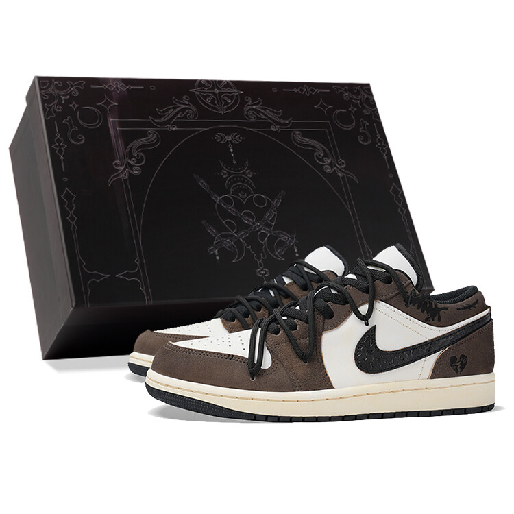 Кроссовки Air Jordan 1 Vintage Basketball Shoes Women's Low-top Back/Brown, черный/коричневый
Кроссовки Air Jordan 1 Vintage Basketball Shoes Women's Low-top Back/Brown, черный/коричневый
