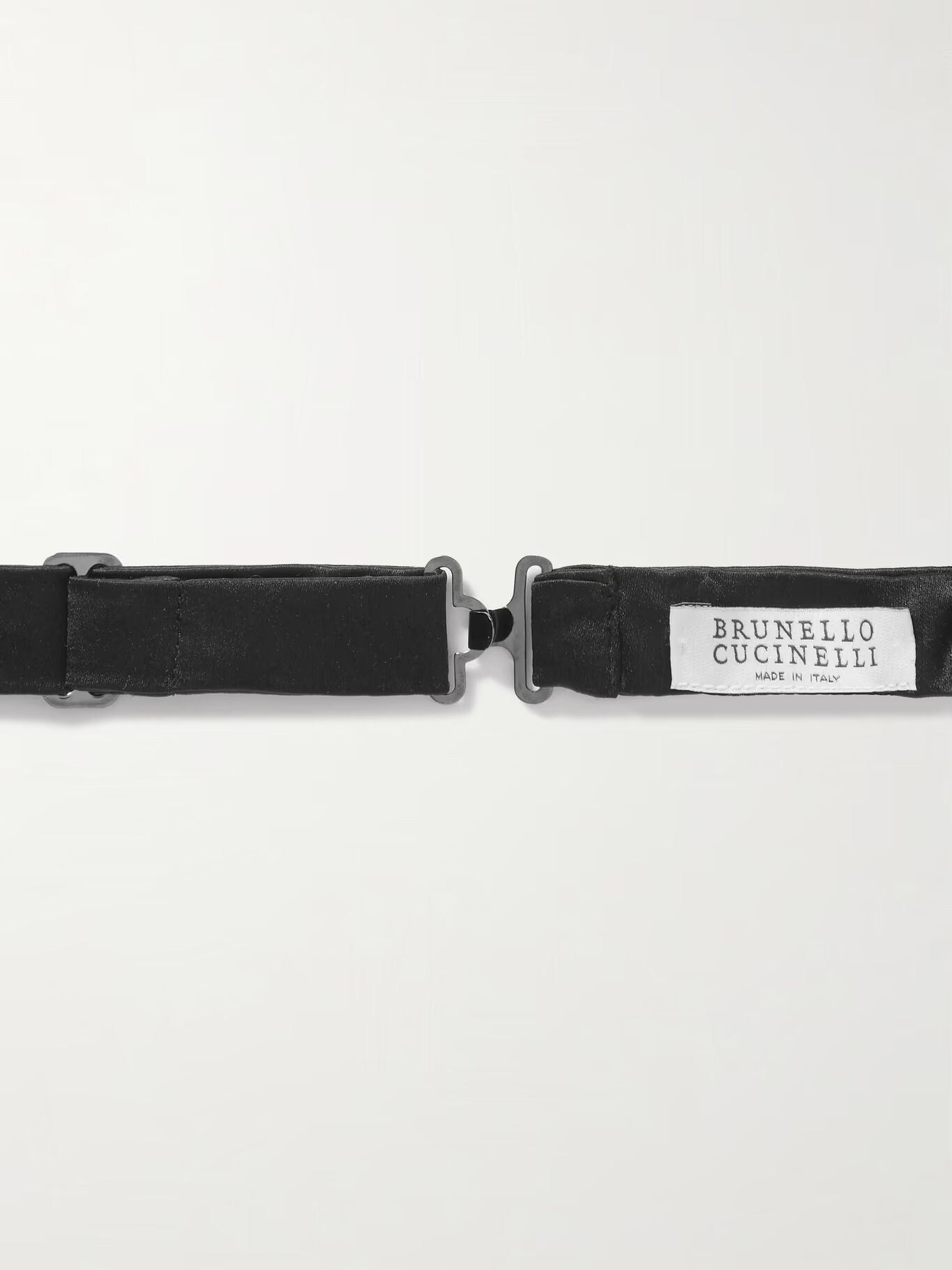 Галстук-бабочка из хлопка дюшес и атласа с добавлением шелка BRUNELLO CUCINELLI, черный
Галстук-бабочка из хлопка дюшес и атласа с добавлением шелка BRUNELLO CUCINELLI, черный