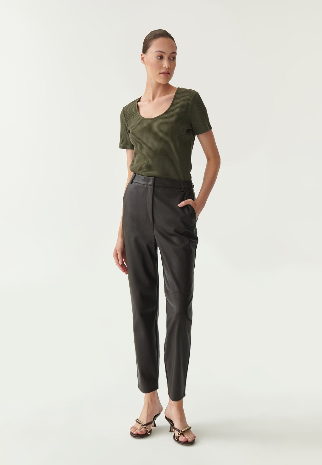 Базовая футболка FILOMI TATUUM, зеленый
Базовая футболка FILOMI TATUUM, зеленый