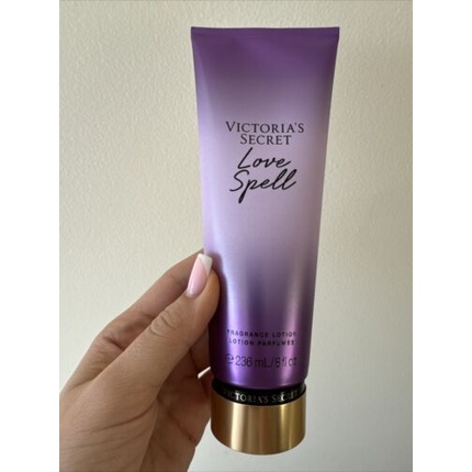 Ароматный лосьон для тела Love Spell 8 жидких унций Victoria's Secret
Ароматный лосьон для тела Love Spell 8 жидких унций Victoria's Secret
