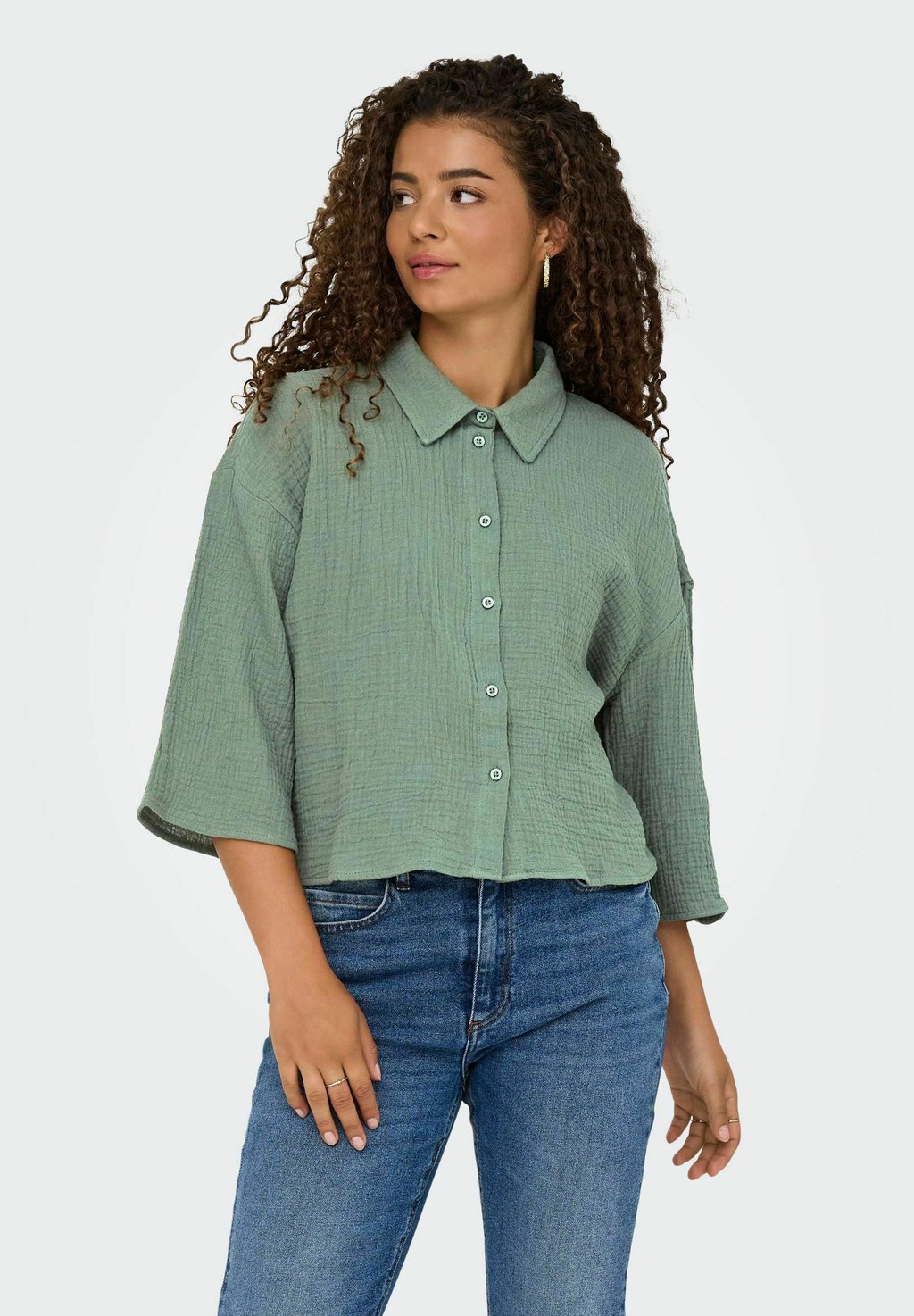 Блузка на пуговицах THEIS LIFE 3/4 CROP JDY, цвет Laurel Wreath
Блузка на пуговицах THEIS LIFE 3/4 CROP JDY, цвет Laurel Wreath