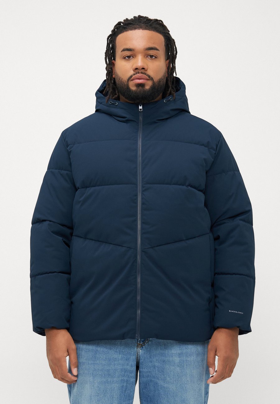 Куртка Jack & Jones JJGLOBAL PUFFER JACKET, Sky Captain/Dark Blue
Куртка Jack & Jones JJGLOBAL PUFFER JACKET, Sky Captain/Dark Blue