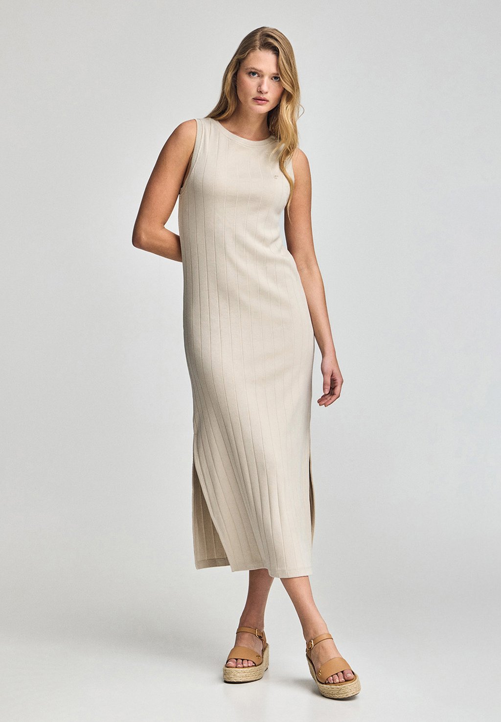 Платье из джерси SLEEVELESS MONOGRAM Polo Club, бежевый
Платье из джерси SLEEVELESS MONOGRAM Polo Club, бежевый