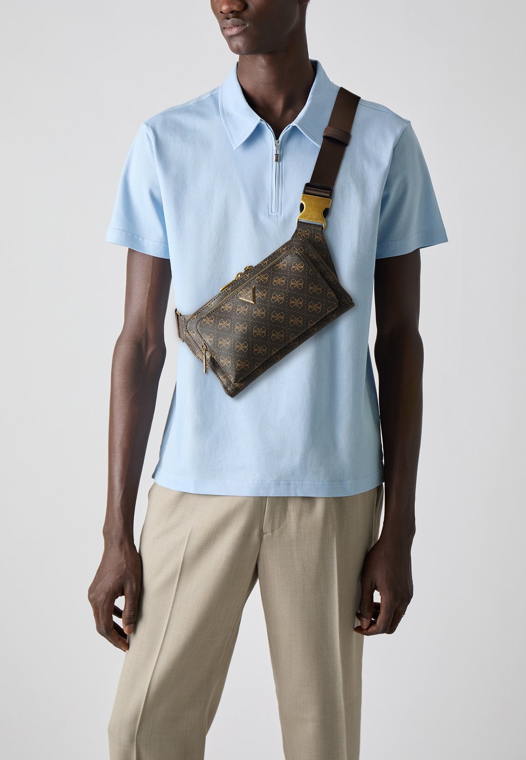 Поясная сумка MILANO FLAT BUMBAG Guess, коричневый
Поясная сумка MILANO FLAT BUMBAG Guess, коричневый