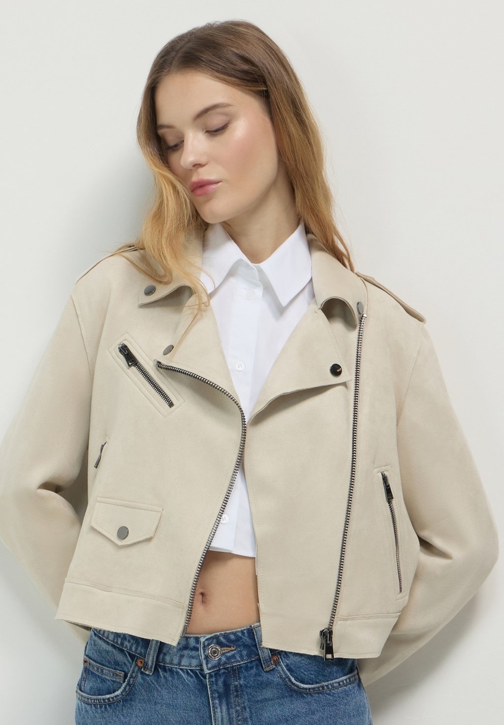 Блейзер CHIODO EFFETTO Calliope, бежевый
Блейзер CHIODO EFFETTO Calliope, бежевый