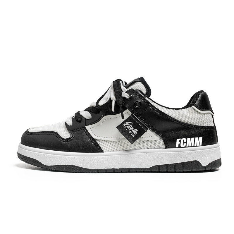 FCMM Детские повседневные кроссовки бело-черные для подростков White Black Teenagers
FCMM Детские повседневные кроссовки бело-черные для подростков White Black Teenagers