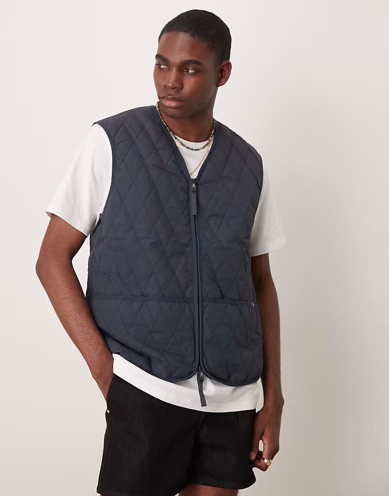 Майка Оливера Скальпера в военно-морском флоте Scalpers
Майка Оливера Скальпера в военно-морском флоте Scalpers