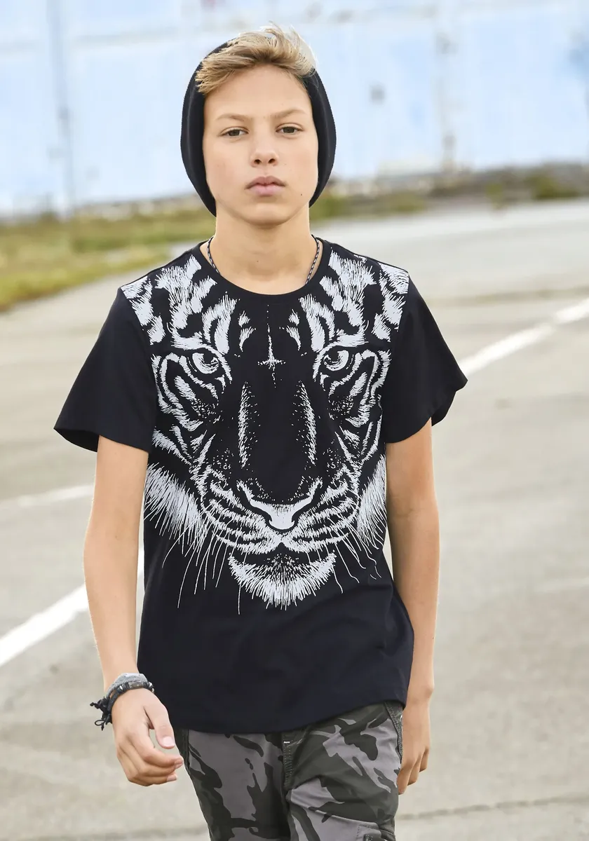 KIDSWORLD Футболка "БЕЛЫЙ ТИГР", крутой принт, черный 
KIDSWORLD Футболка "БЕЛЫЙ ТИГР", крутой принт, черный