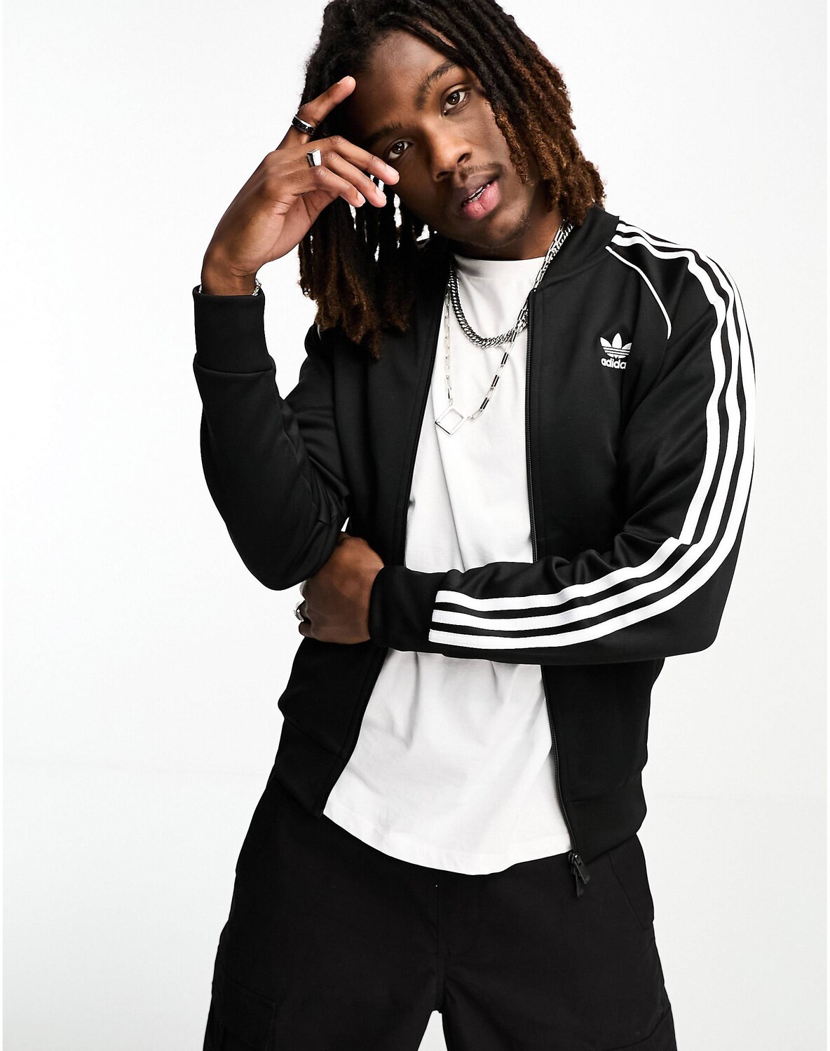 Черная спортивная футболка adidas Originals adicolor
Черная спортивная футболка adidas Originals adicolor