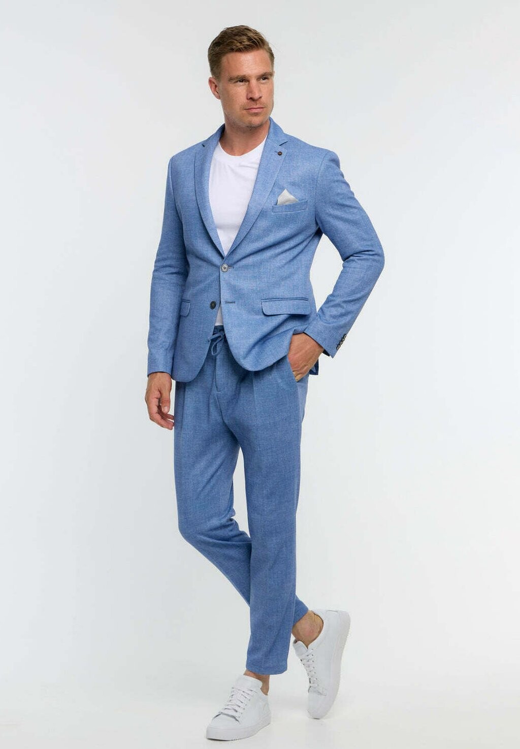 Куртка Dinick Zuitable, синий
Куртка Dinick Zuitable, синий