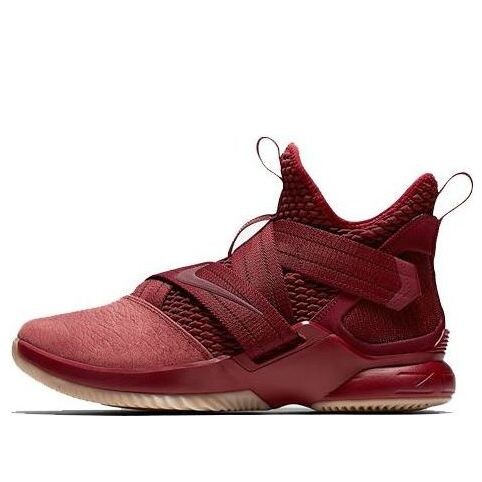 Кроссовки lebron soldier 12 sfg ep Nike, красный
Кроссовки lebron soldier 12 sfg ep Nike, красный