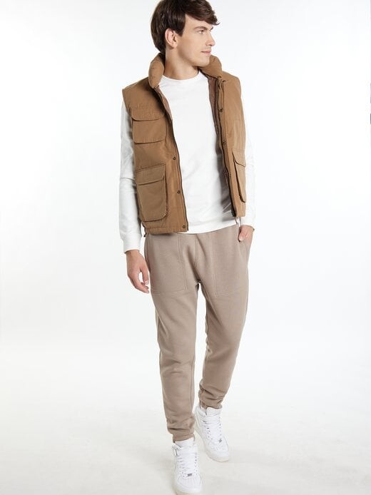 Стеганый жилет Mo, коричневый
Стеганый жилет Mo, коричневый