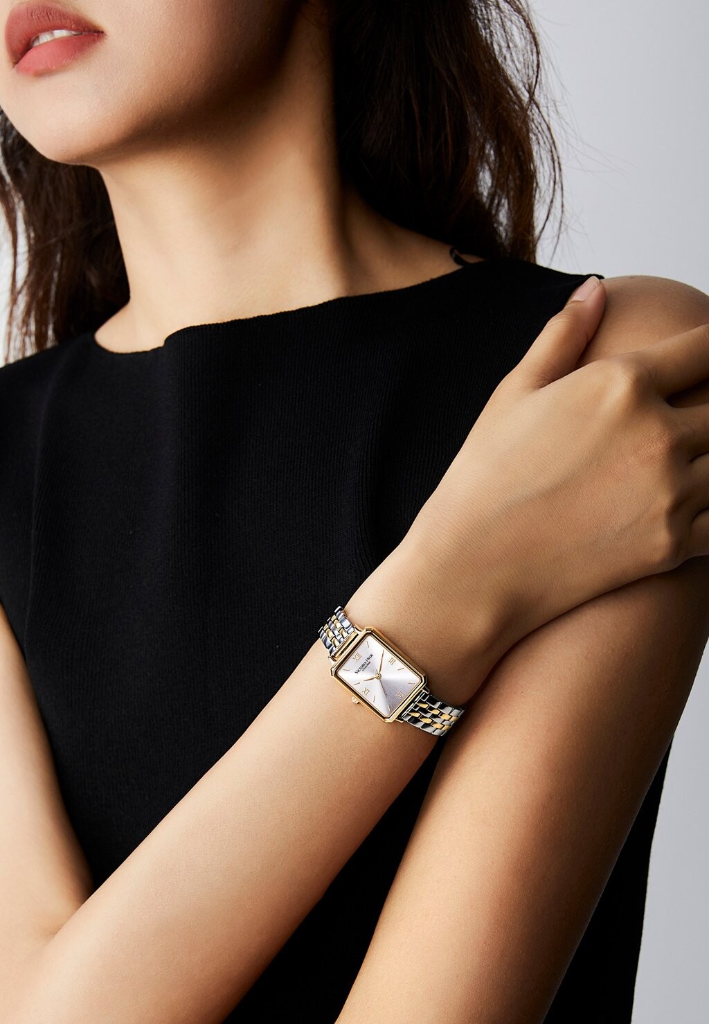 Часы Victoria Hyde
Часы Victoria Hyde