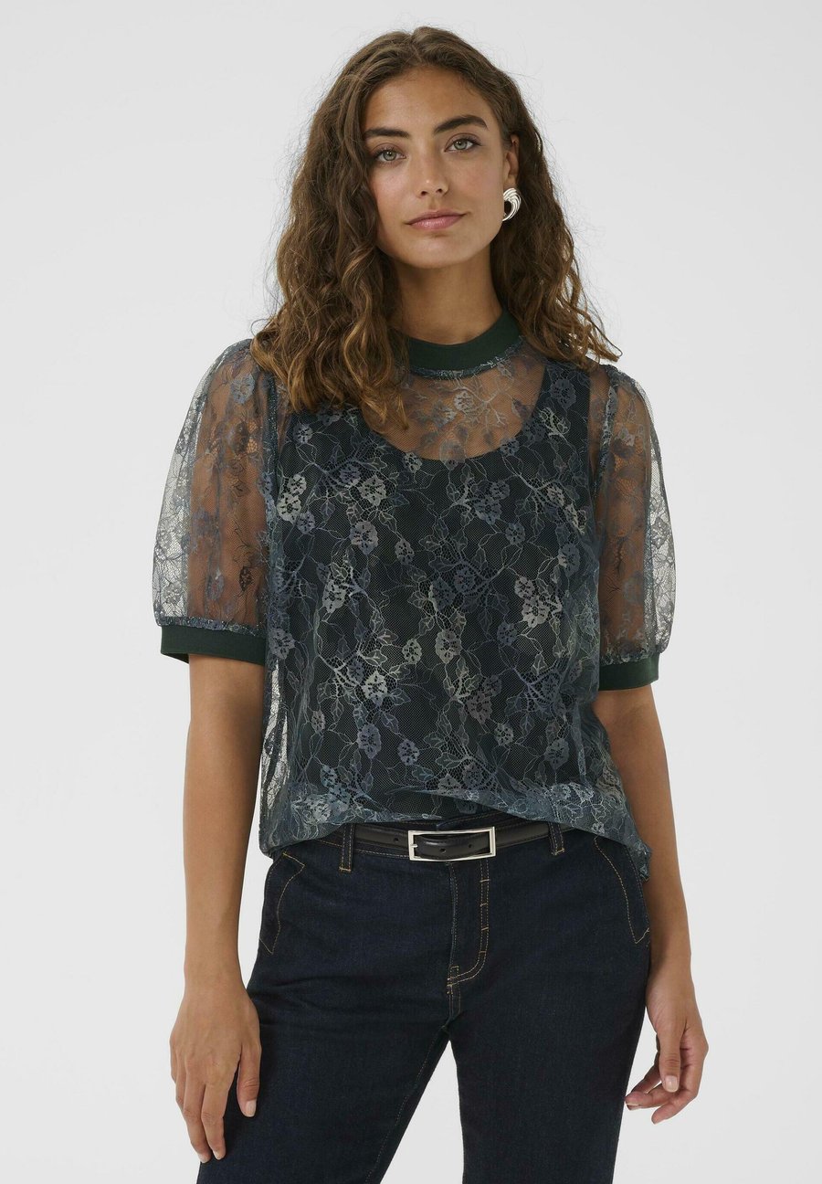 Блуза Culture Blouse, Camouflage/Mottled Dark Brown
Блуза Culture Blouse, Camouflage/Mottled Dark Brown