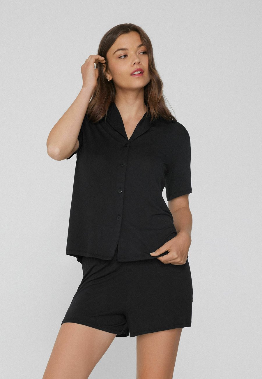 Пижамный комплект Tezenis SET, Black/Mottled Black
Пижамный комплект Tezenis SET, Black/Mottled Black
