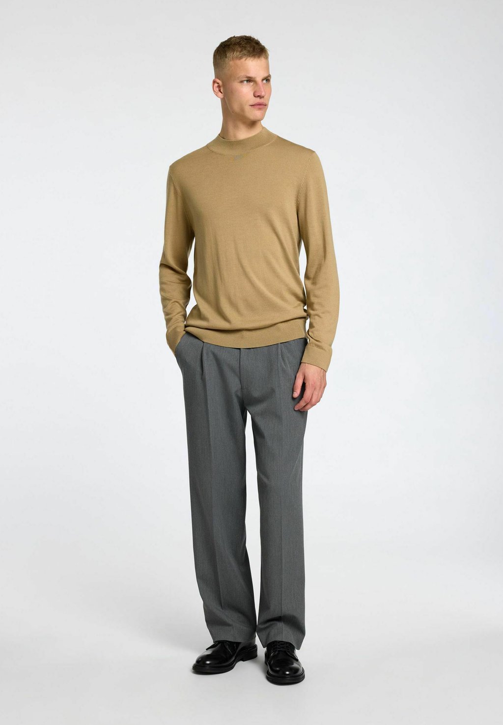 Джемпер Selected Homme, бежевый
Джемпер Selected Homme, бежевый