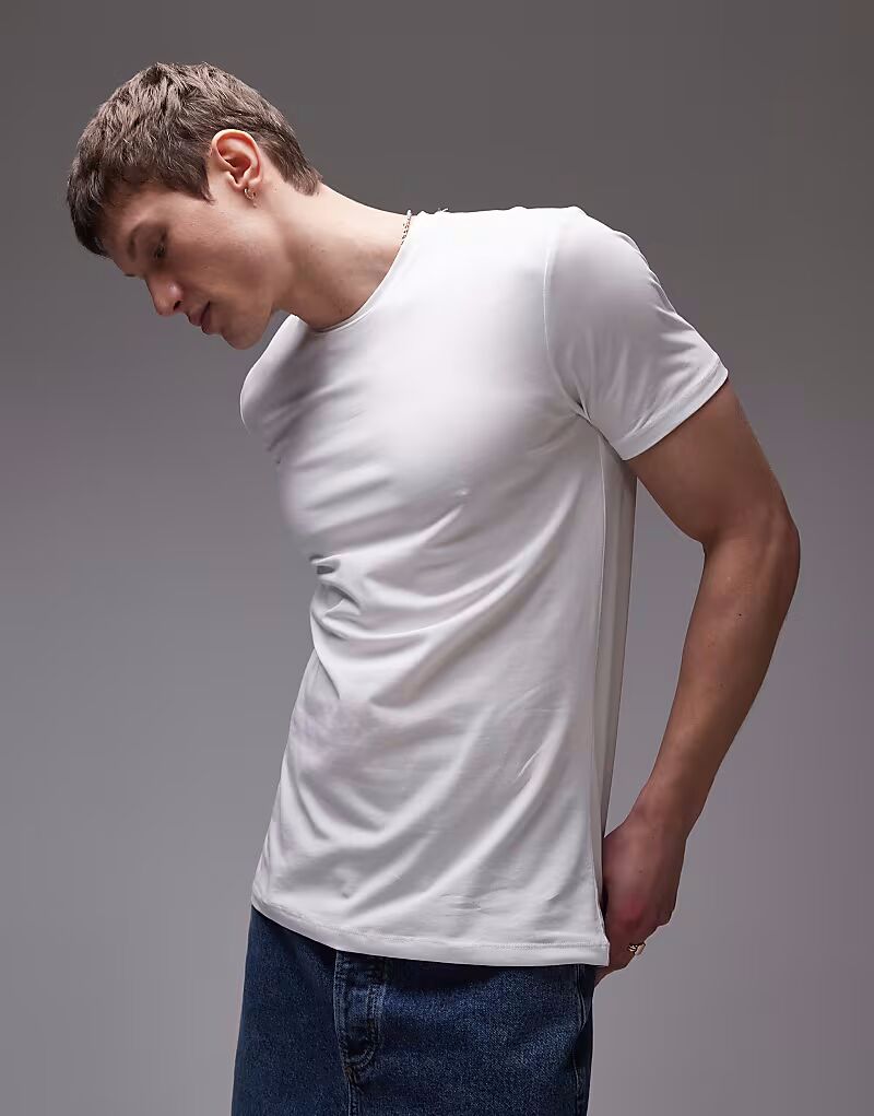 Футболка Mango muscle fit белого цвета
Футболка Mango muscle fit белого цвета