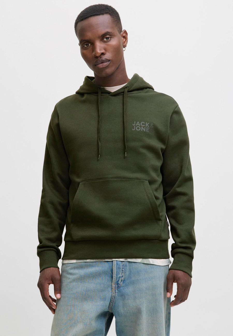 Толстовка Jack & Jones JJECORP HOOD, Duffel Bag Detail:Small Print/Dark Green
Толстовка Jack & Jones JJECORP HOOD, Duffel Bag Detail:Small Print/Dark Green