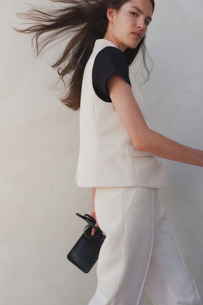 Костюм-Жилет H&M, бежевый
Костюм-Жилет H&M, бежевый