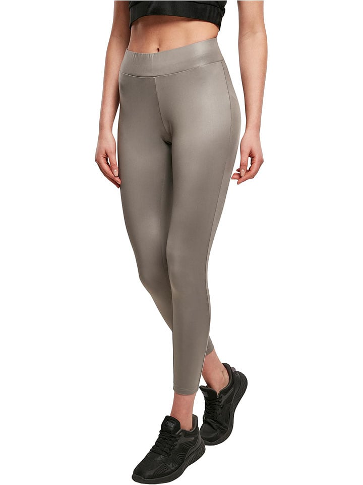 Urban Classics Леггинсы из искусственной кожи бежевого цвета
Urban Classics Леггинсы из искусственной кожи бежевого цвета