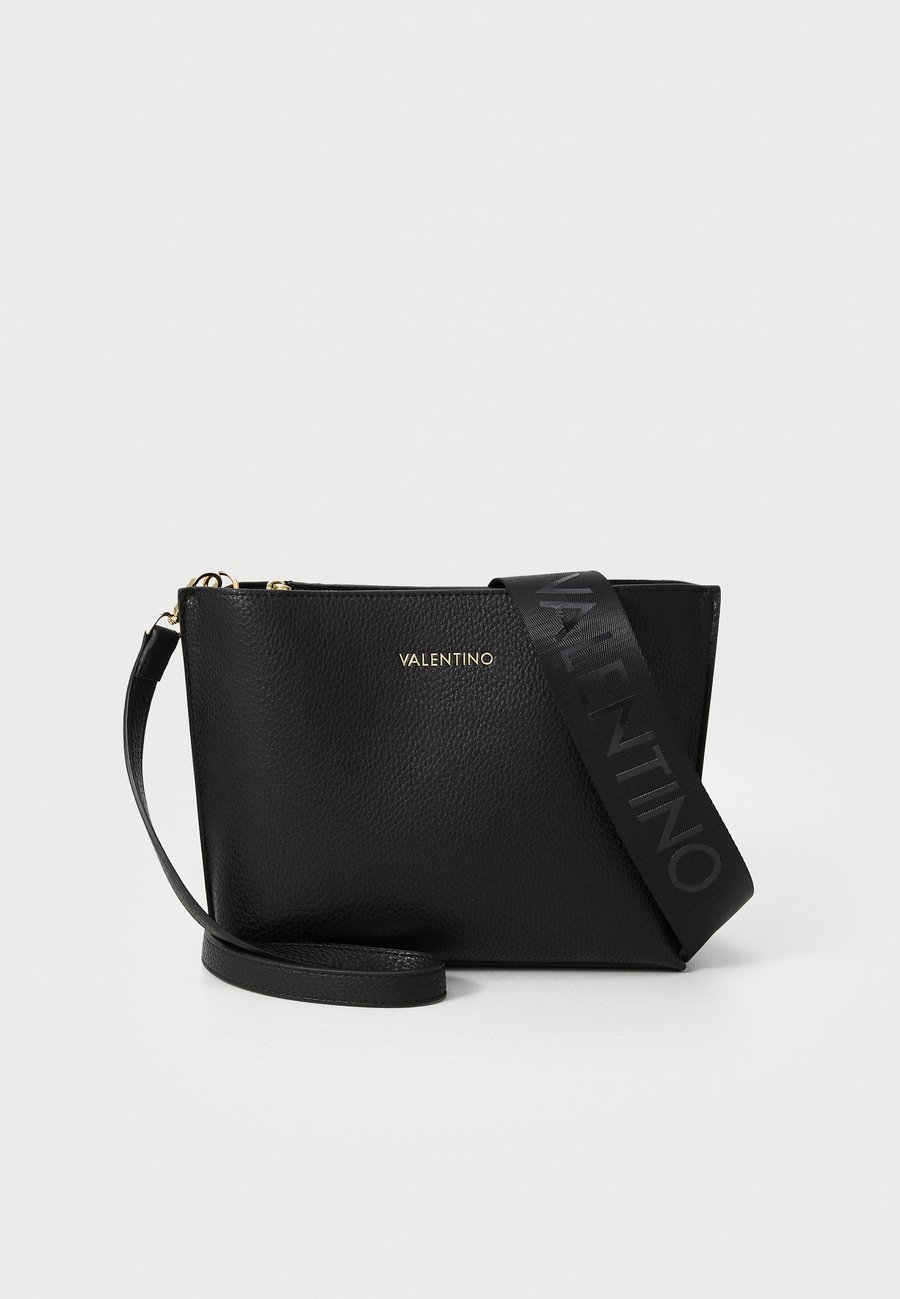 Сумка кросс-боди Valentino Bags FALL RE, Nero/Black
Сумка кросс-боди Valentino Bags FALL RE, Nero/Black