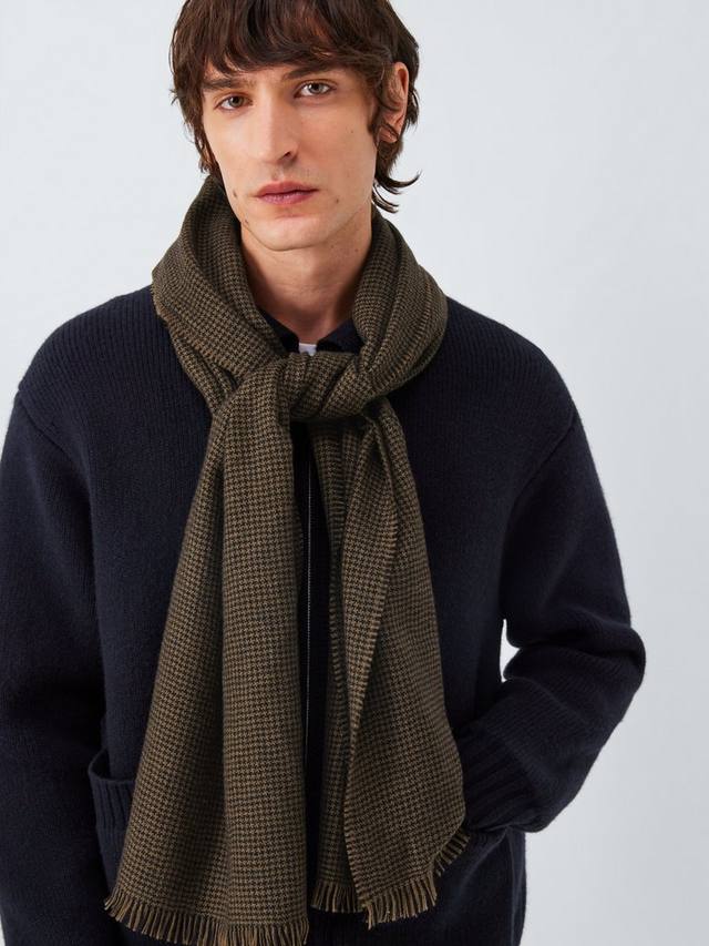Шерстяной шарф в клетку ханстут John Lewis, Brown
Шерстяной шарф в клетку ханстут John Lewis, Brown