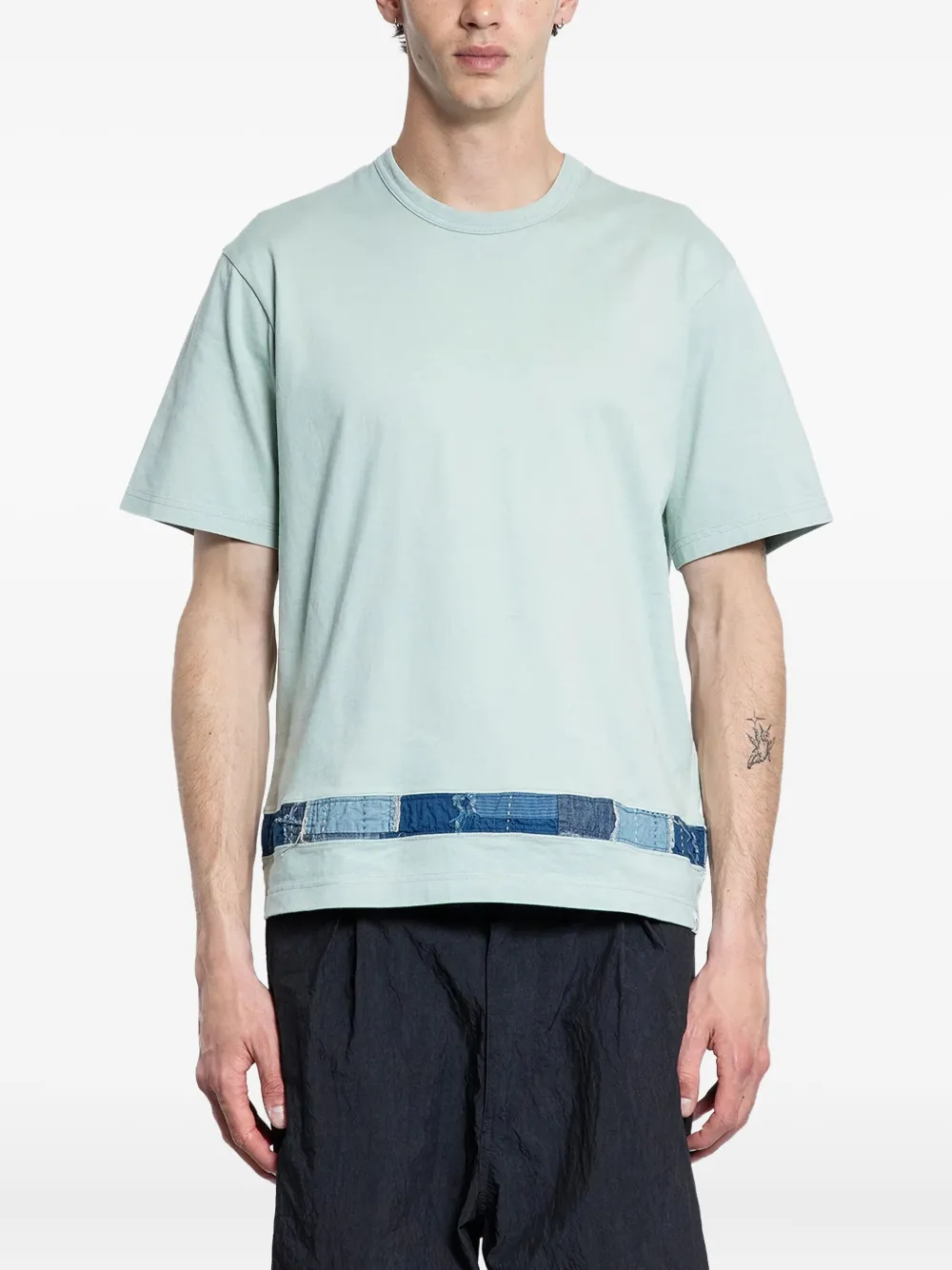 Футболка Boro с подгибом KUON, зеленый 
Футболка Boro с подгибом KUON, зеленый