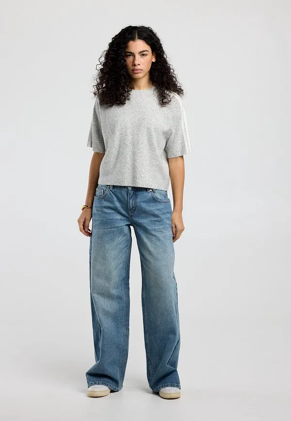 Футболка с принтом America Today, Grey, Серый, Футболка с принтом America Today, Grey
Футболка с принтом America Today, Grey, Серый, Футболка с принтом America Today, Grey