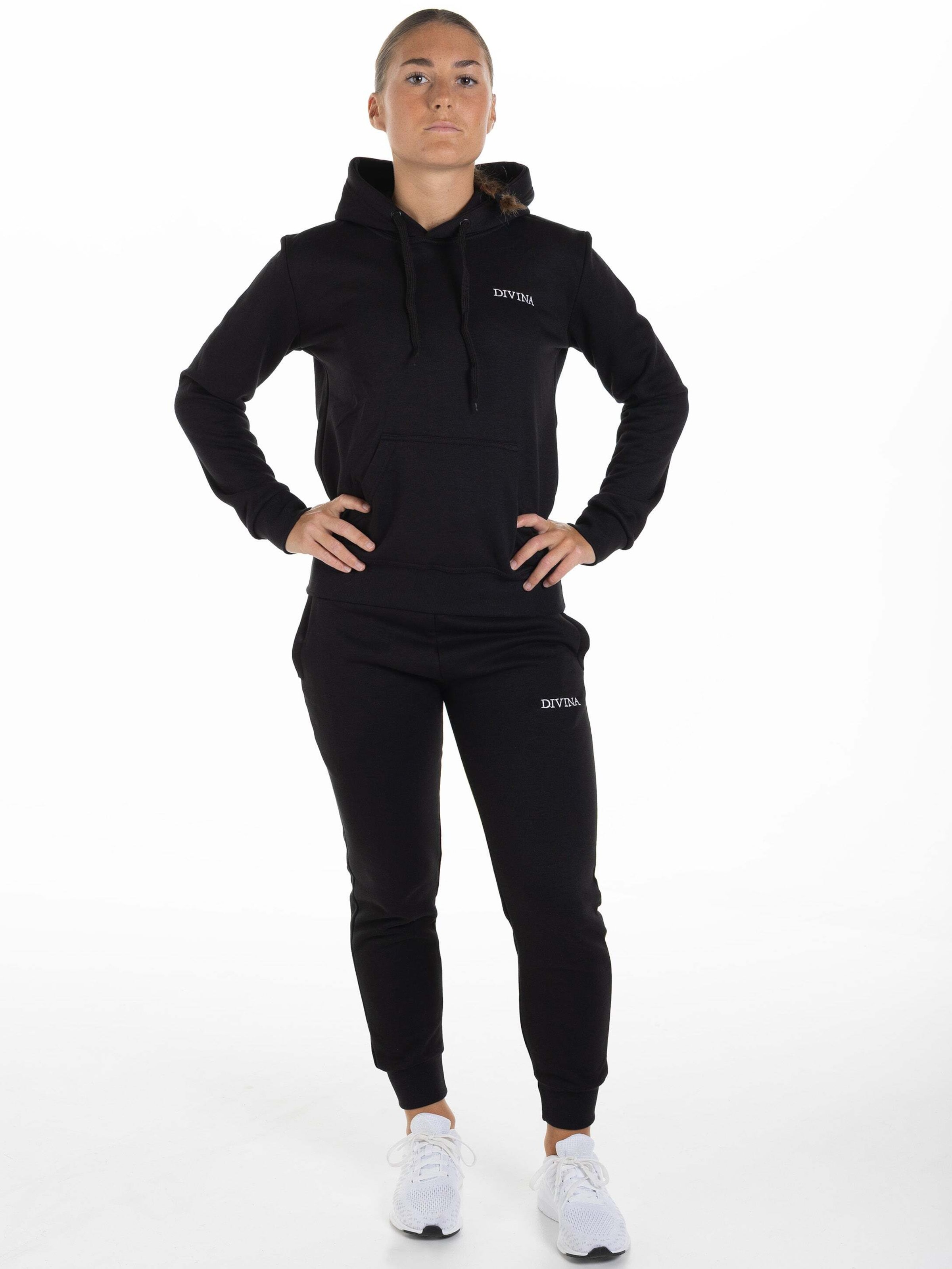 Divina Толстовка 'Comfy' в черном цвете, Черный, Divina Толстовка 'Comfy' в черном цвете
Divina Толстовка 'Comfy' в черном цвете, Черный, Divina Толстовка 'Comfy' в черном цвете