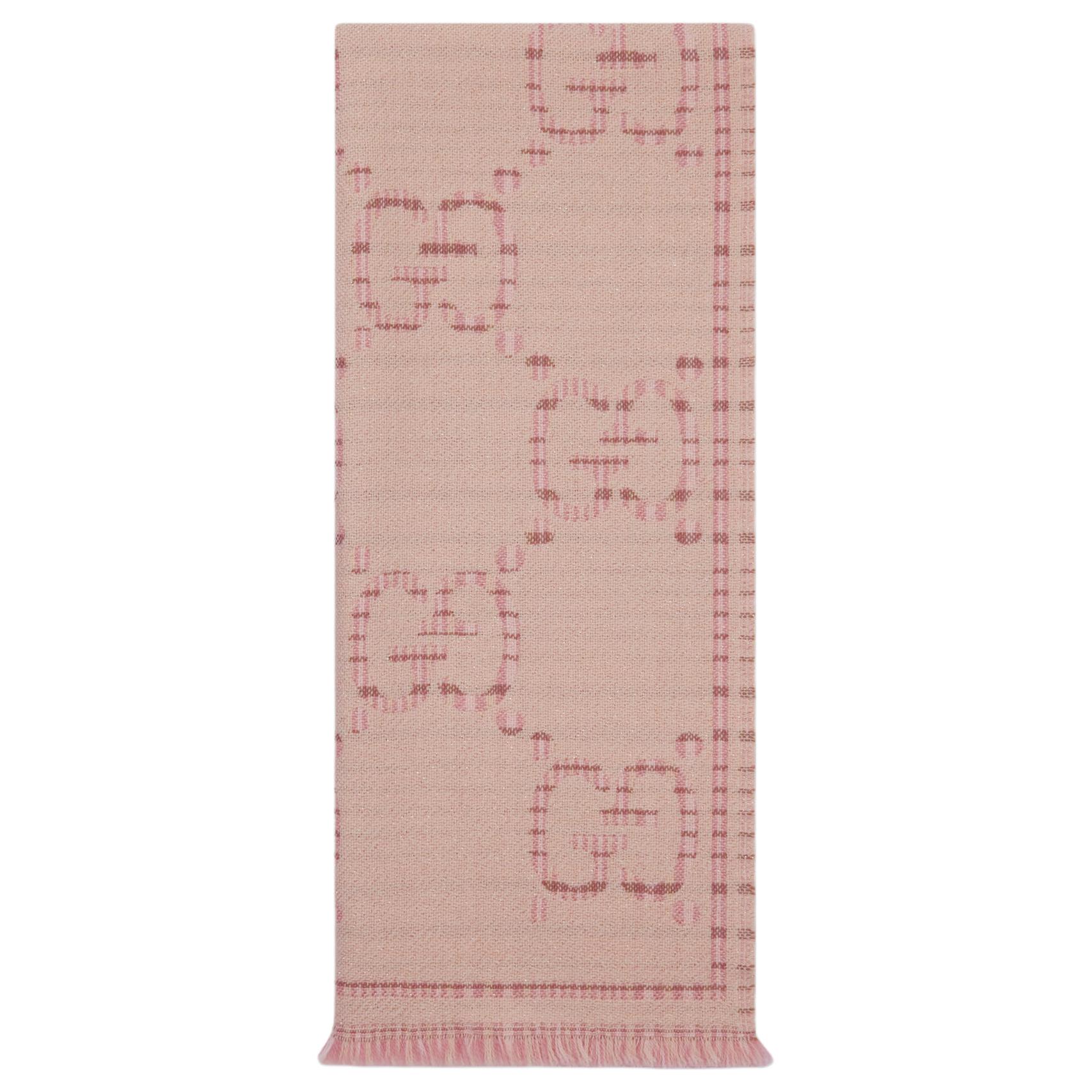 Шерстяной жаккардовый шарф Gg GUCCI
Шерстяной жаккардовый шарф Gg GUCCI