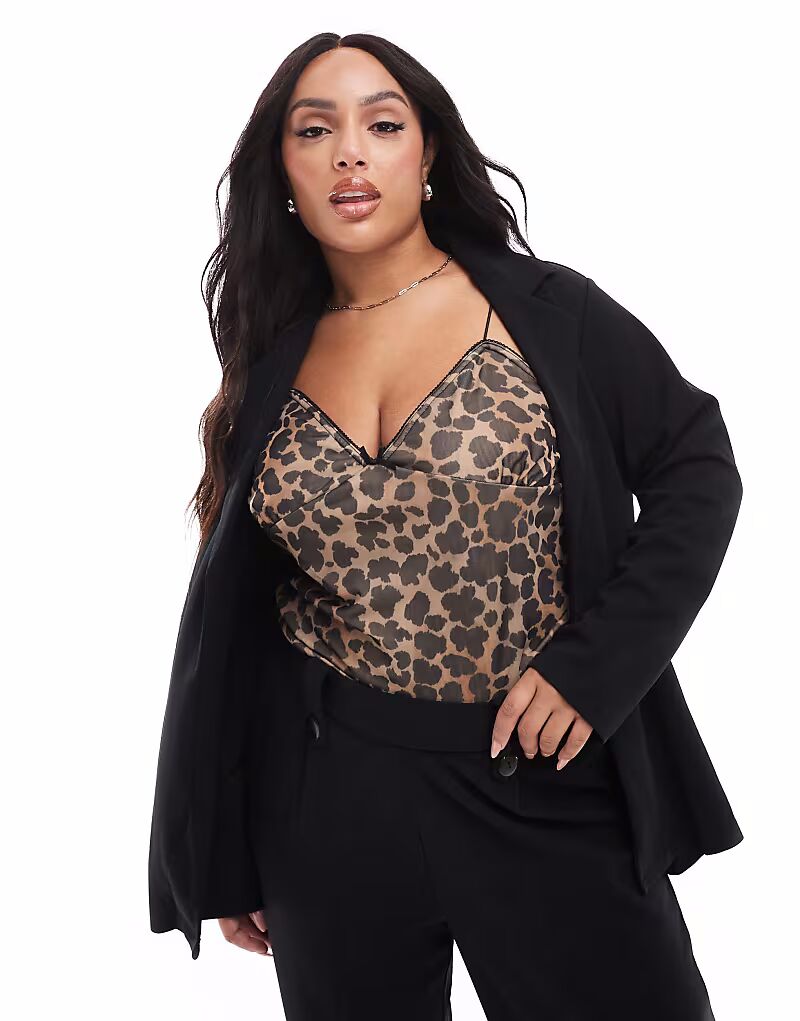 ONLY Curve - Блейзер черного цвета, комплект
ONLY Curve - Блейзер черного цвета, комплект