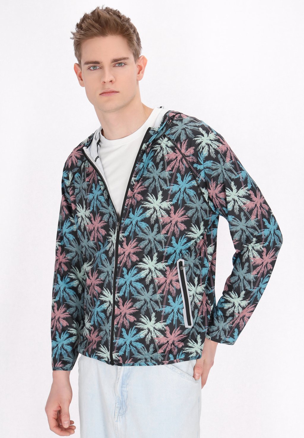 Летняя куртка Mo, черный
Летняя куртка Mo, черный