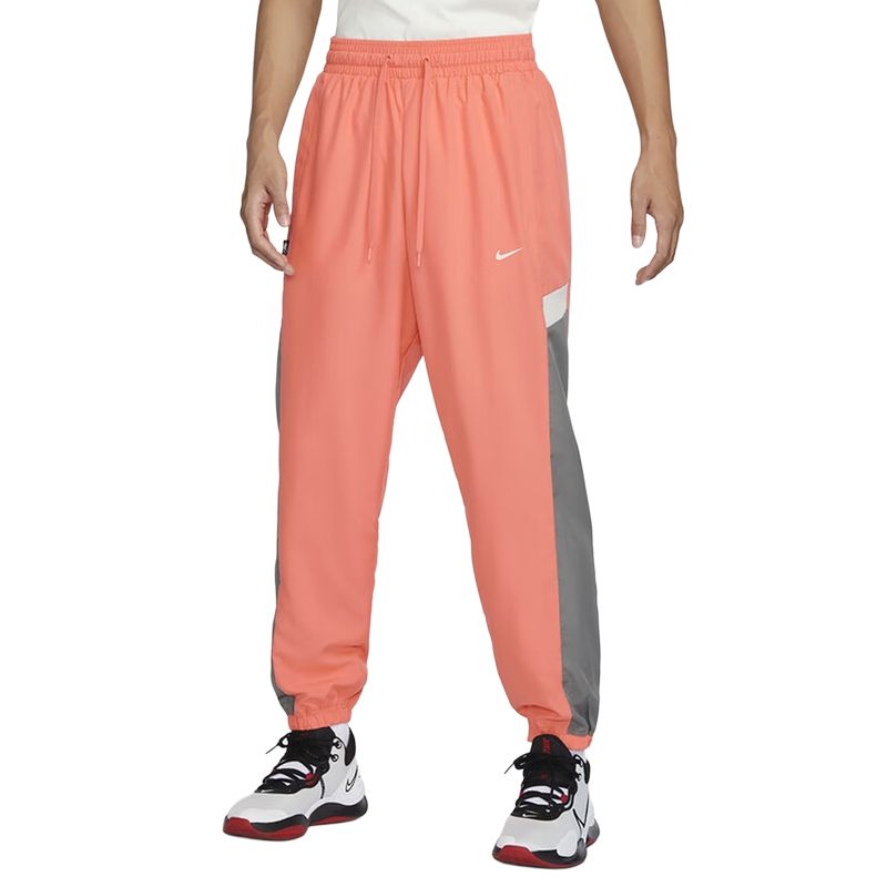 Мужские баскетбольные шорты оранжево-красные Nike
Мужские баскетбольные шорты оранжево-красные Nike