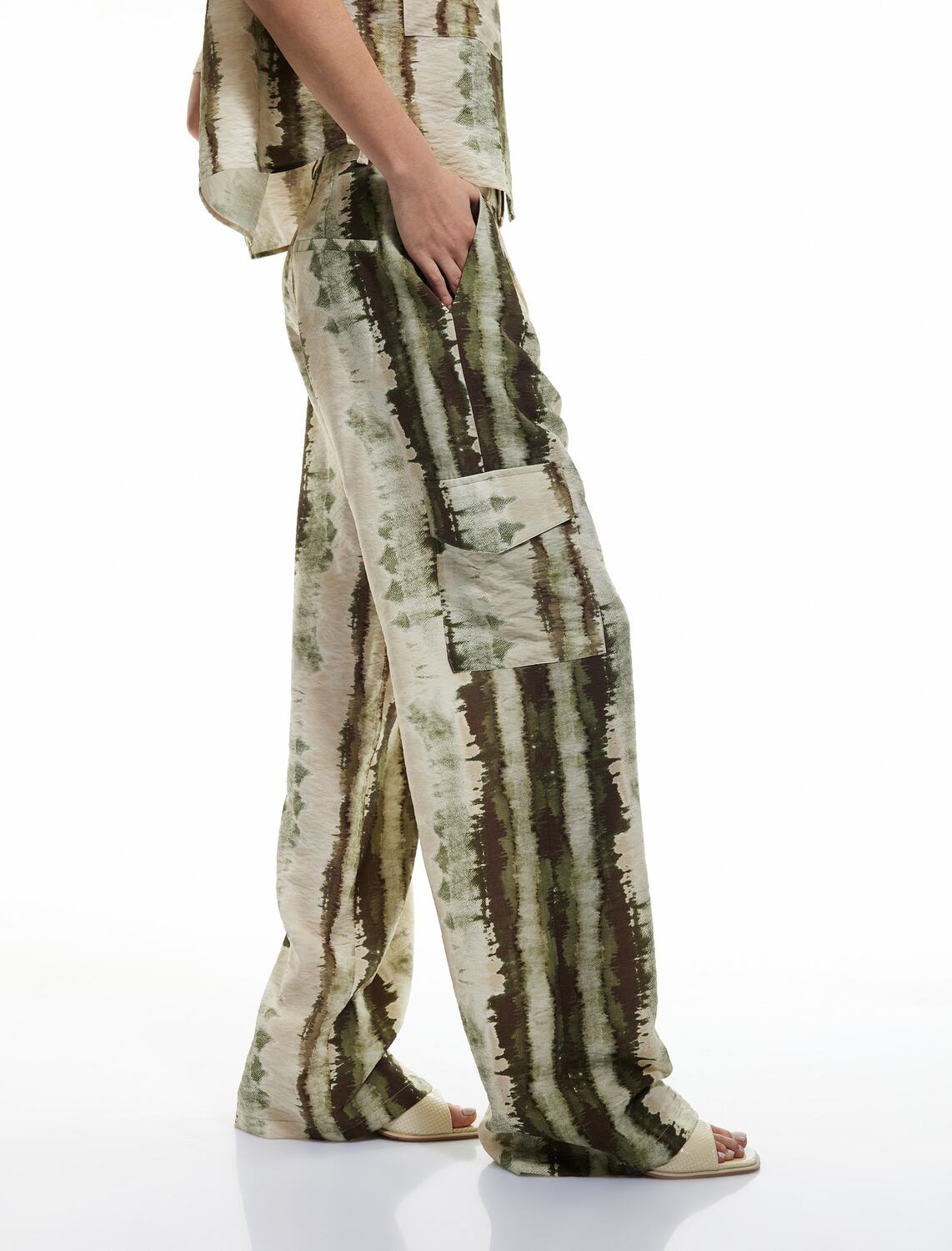 Koton Широкие карго-штаны цвета хаки, оливковые
Koton Широкие карго-штаны цвета хаки, оливковые