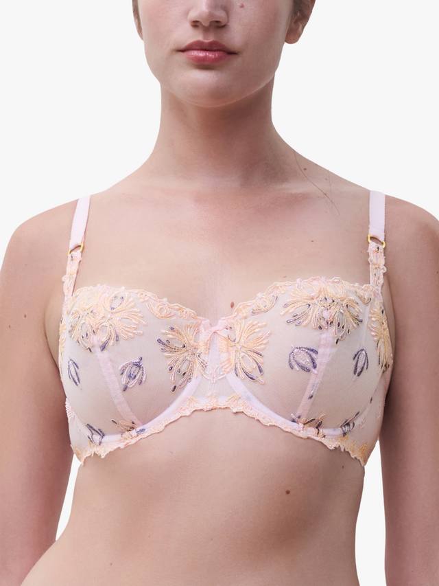 Бюстгальтер балконет с кружевом Champs Elysées Chantelle, Nymphea Pink
Бюстгальтер балконет с кружевом Champs Elysées Chantelle, Nymphea Pink