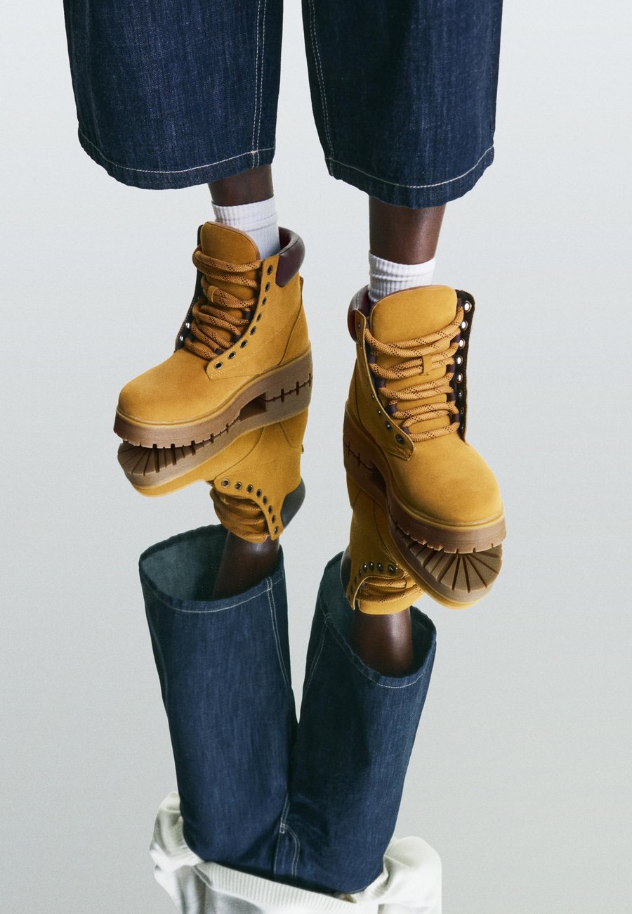 Ботинки Bershka Lace-up ankle boots, Yellow
Ботинки Bershka Lace-up ankle boots, Yellow