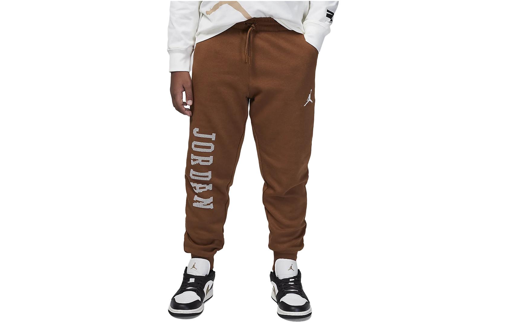Детские вязаные спортивные штаны Jordan, light british umber
Детские вязаные спортивные штаны Jordan, light british umber
