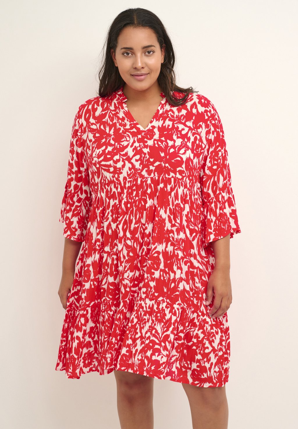 Повседневное платье KCELLA AMI Kaffe Curve, красный
Повседневное платье KCELLA AMI Kaffe Curve, красный